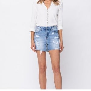 Light Wash Judy Blue Shorts